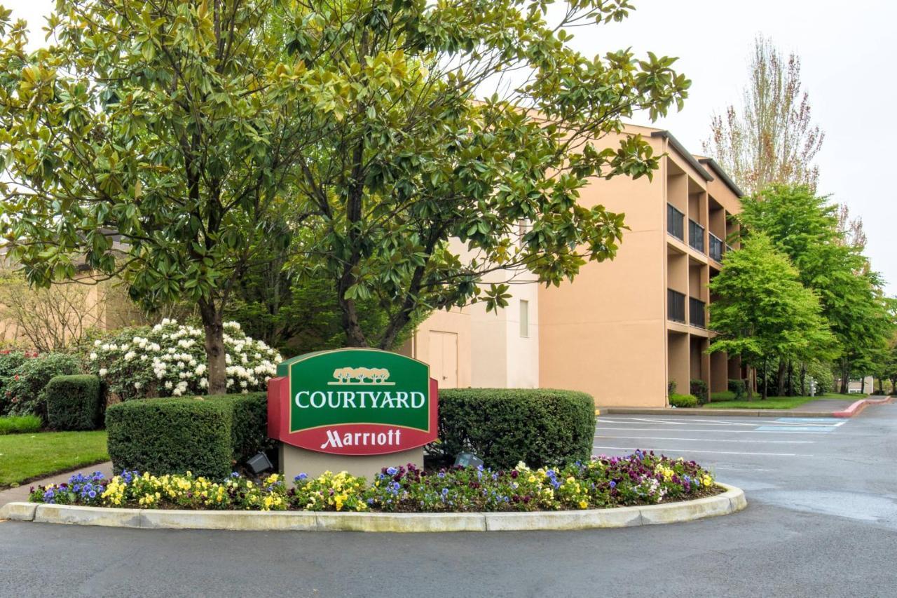 Courtyard By Marriott Portland Hillsboro Hotel Екстериор снимка