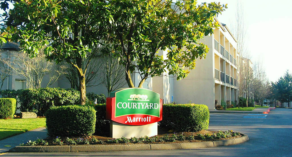 Courtyard By Marriott Portland Hillsboro Hotel Екстериор снимка